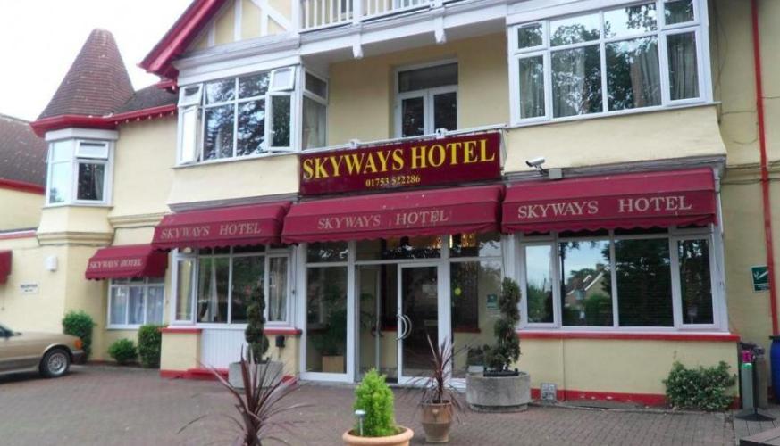 Skyways Hotel Slough Extérieur photo