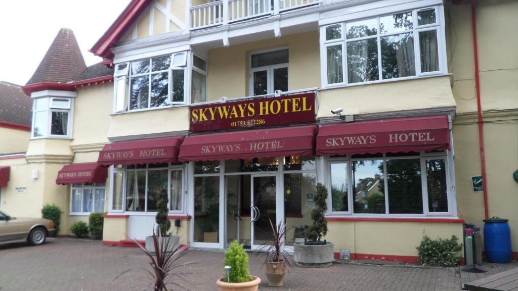 Skyways Hotel Slough Extérieur photo